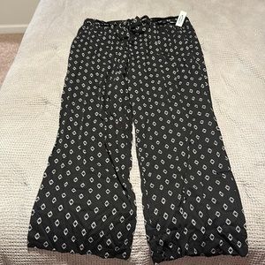 Old Navy Trousers Size XL Black and White Pattern Matching Tie Belt NWT